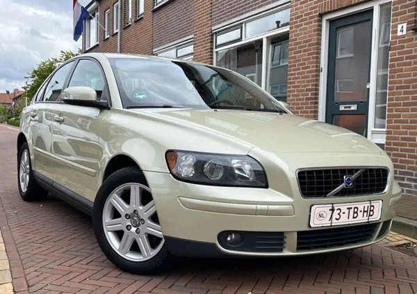 strzegom Volvo S40 cena 17999 przebieg: 200972, rok produkcji 2006 z Strzegom